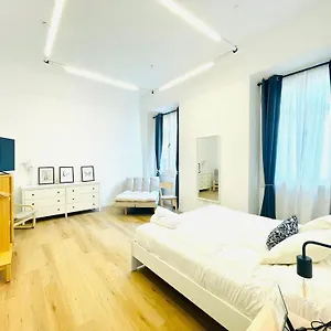 Hostel Larios, Málaga